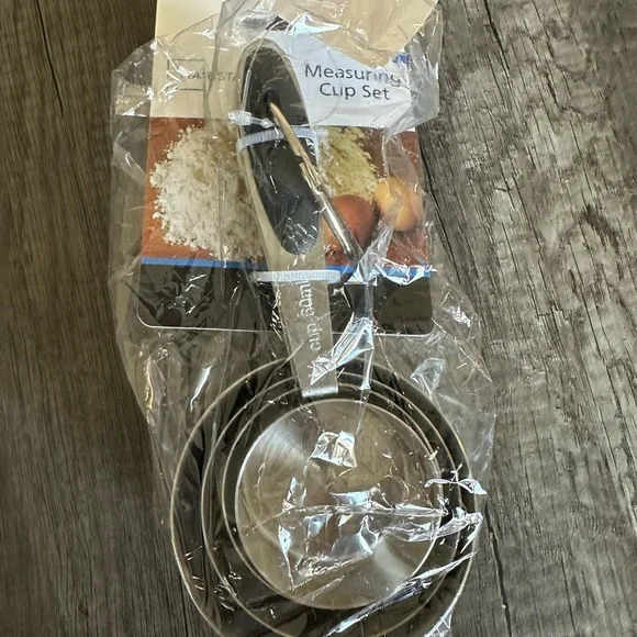 Mainstays 4-Piece Stainless Steel Measuring Cups Easy Grip Handles Silver - Picture 5 of 8